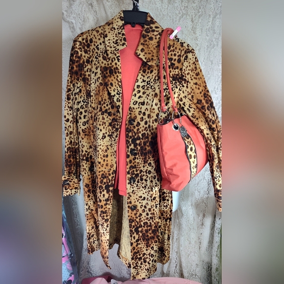 Fashion Handbag Vegan Mirco Orange Fabric Leopard Trim NWOT - Picture 3 of 3